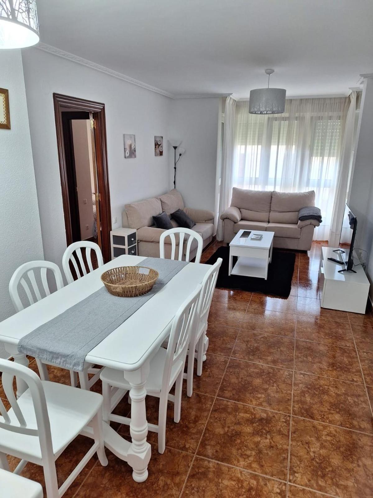 Ferienwohnung Noja. Piso En Noja A 5 Minutos De La Playa De Ris Exterior foto